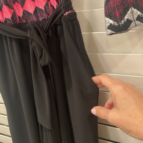 New Directions Adorable Black/Pink/White Geometric Polyester Jumpsuit sz. PS - Picture 6 of 8